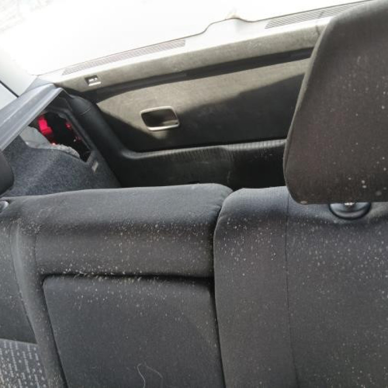 Calandre VOLKSWAGEN GOLF 4 Photo n°17