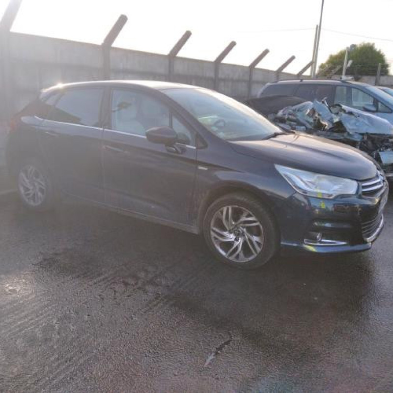 Buse CITROEN C4 2 Photo n°6