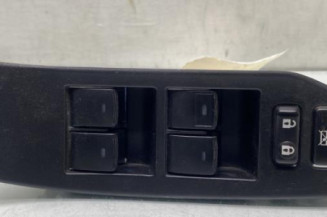 Interrupteur de leve vitre avant gauche TOYOTA VERSO Photo n°1