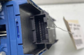 Interrupteur de leve vitre avant gauche TOYOTA VERSO