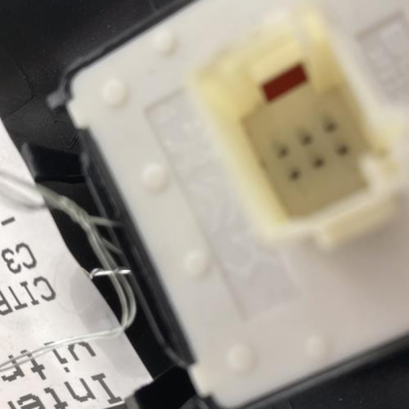 Interrupteur de leve vitre avant gauche CITROEN C3 3 Photo n°3