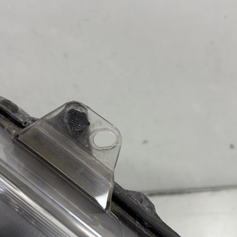 Optique avant principal droit (feux)(phare) OPEL CORSA D Photo n°5