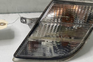 Optique avant secondaire gauche (feux)(clignotant) NISSAN MICRA 3 Photo n°1