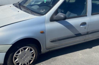 Commodo phare RENAULT CLIO 2