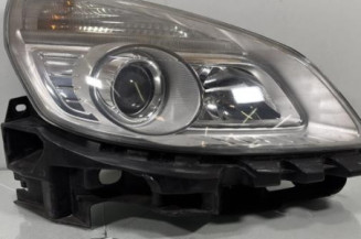Optique avant principal droit (feux)(phare) RENAULT SCENIC 2 Photo n°1