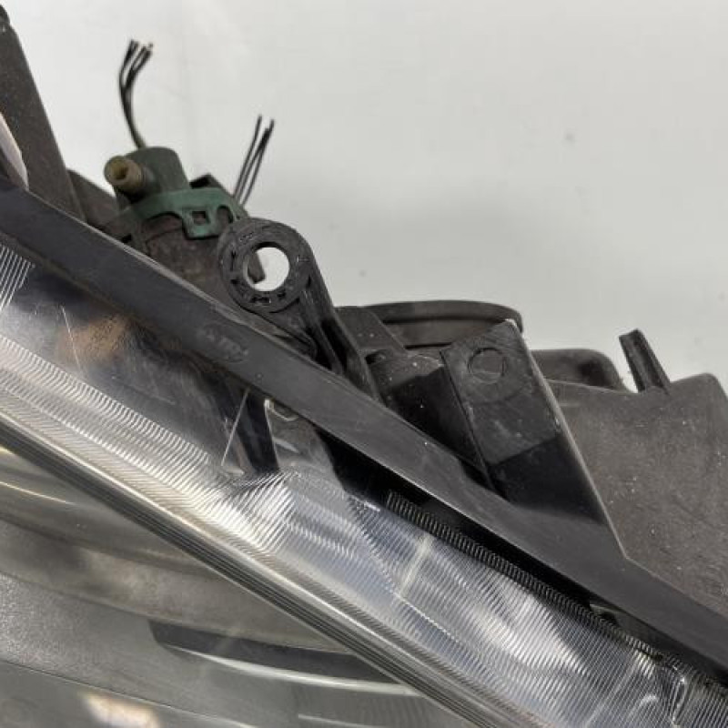 Optique avant principal droit (feux)(phare) RENAULT SCENIC 2 Photo n°4