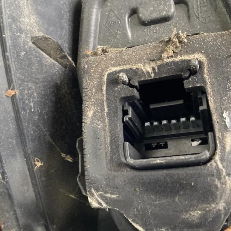 Feu arriere principal droit (feux) RENAULT SCENIC 2 Photo n°3