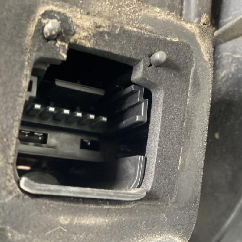 Feu arriere principal gauche (feux) RENAULT SCENIC 2 Photo n°4