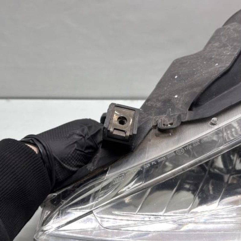 Optique avant principal gauche (feux)(phare) PEUGEOT 307 Photo n°4