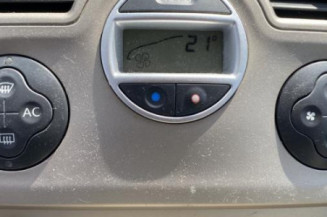 Feu arriere principal gauche (feux) RENAULT SCENIC 2