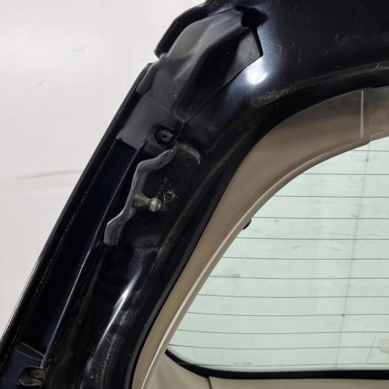 Malle/Hayon arriere RENAULT SCENIC 2 Photo n°11