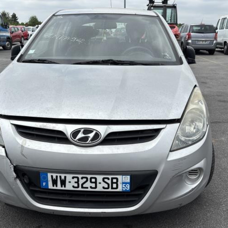Poignee porte arriere droit HYUNDAI I 20 1 Photo n°11