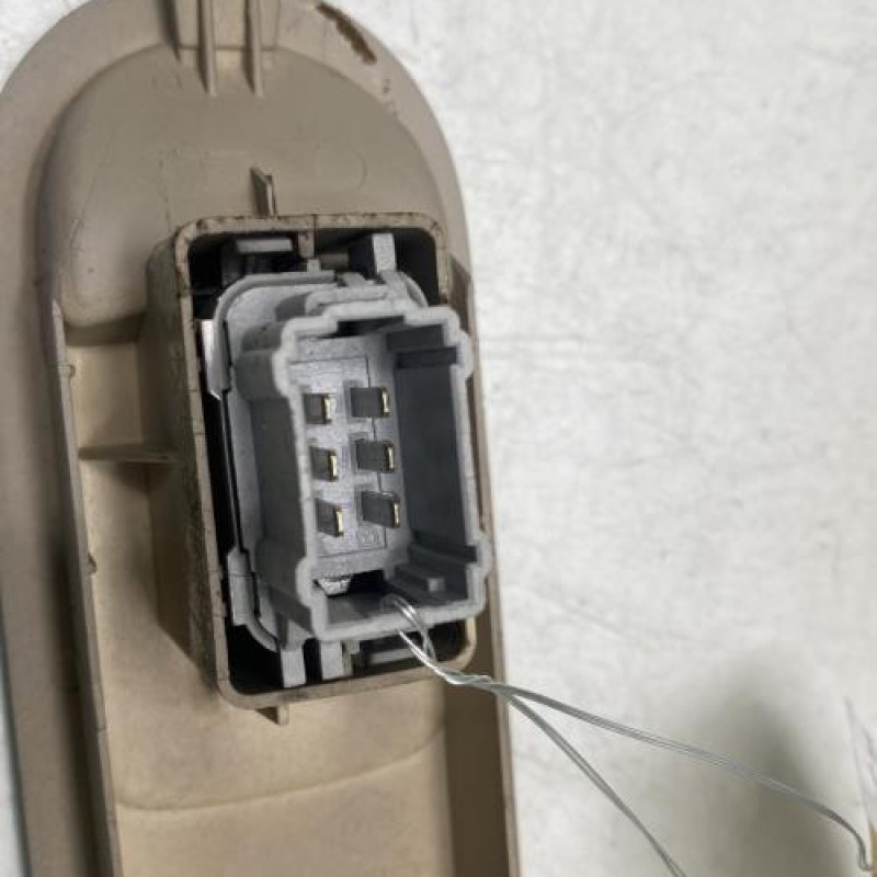 Interrupteur de leve vitre avant droit RENAULT SCENIC 2 Photo n°4