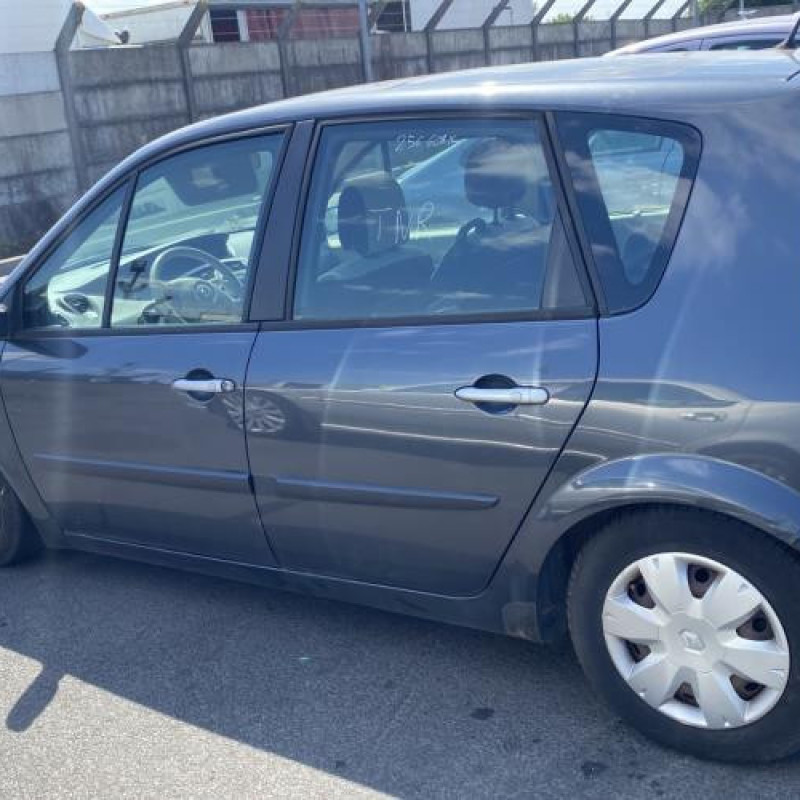 Interrupteur de leve vitre avant droit RENAULT SCENIC 2 Photo n°10