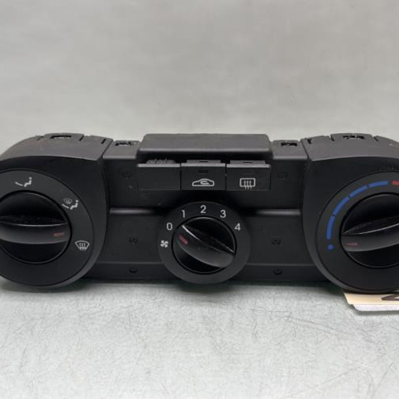 Commande chauffage HYUNDAI I 20 1 Photo n°1