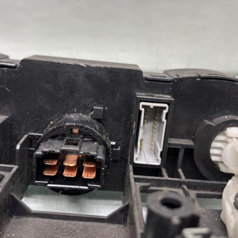 Commande chauffage HYUNDAI I 20 1 Photo n°4