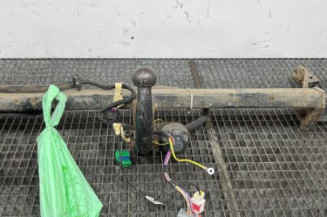 Attelage (boule de remorquage) PEUGEOT PARTNER 2 Photo n°1