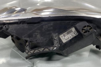 Optique avant principal gauche (feux)(phare) PEUGEOT PARTNER 2