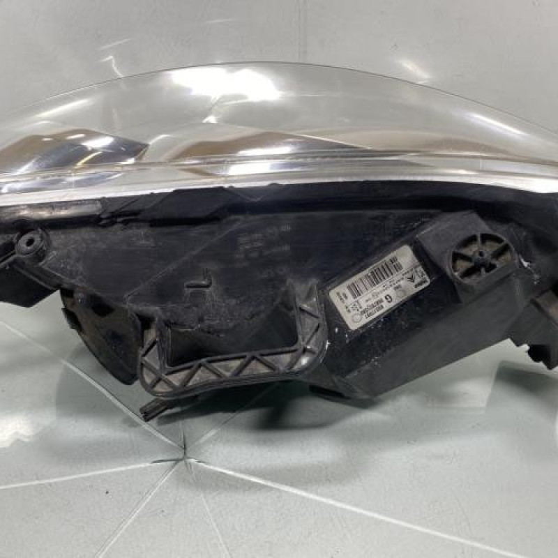 Optique avant principal gauche (feux)(phare) PEUGEOT PARTNER 2 Photo n°2