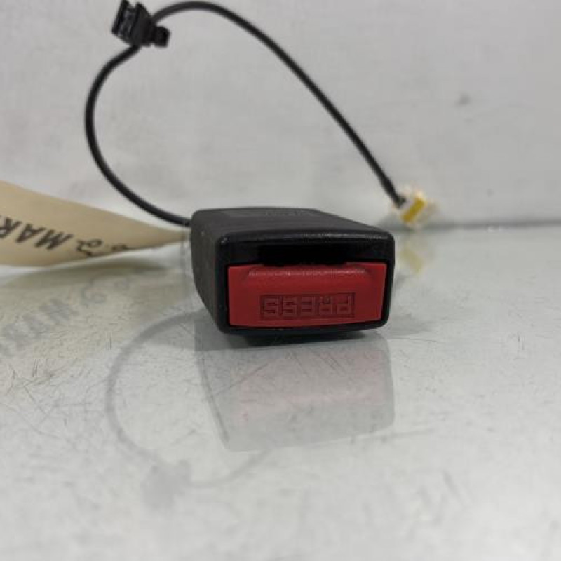 Attache ceinture avant gauche PEUGEOT PARTNER 2 Photo n°4