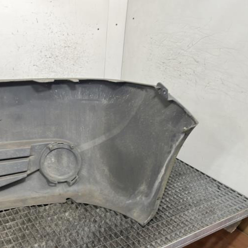 Pare choc avant RENAULT TRAFIC 2 Photo n°4