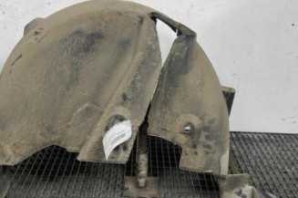 Pare boue arriere droit RENAULT CLIO 3 Photo n°1