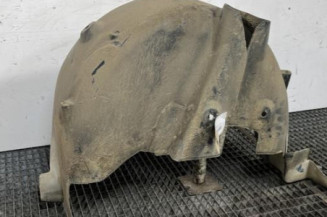 Pare boue arriere droit RENAULT CLIO 3