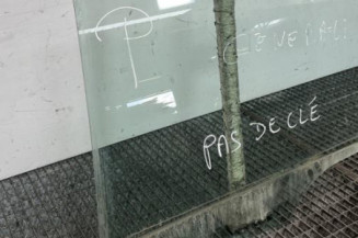 Vitre arriere gauche VOLKSWAGEN GOLF 7