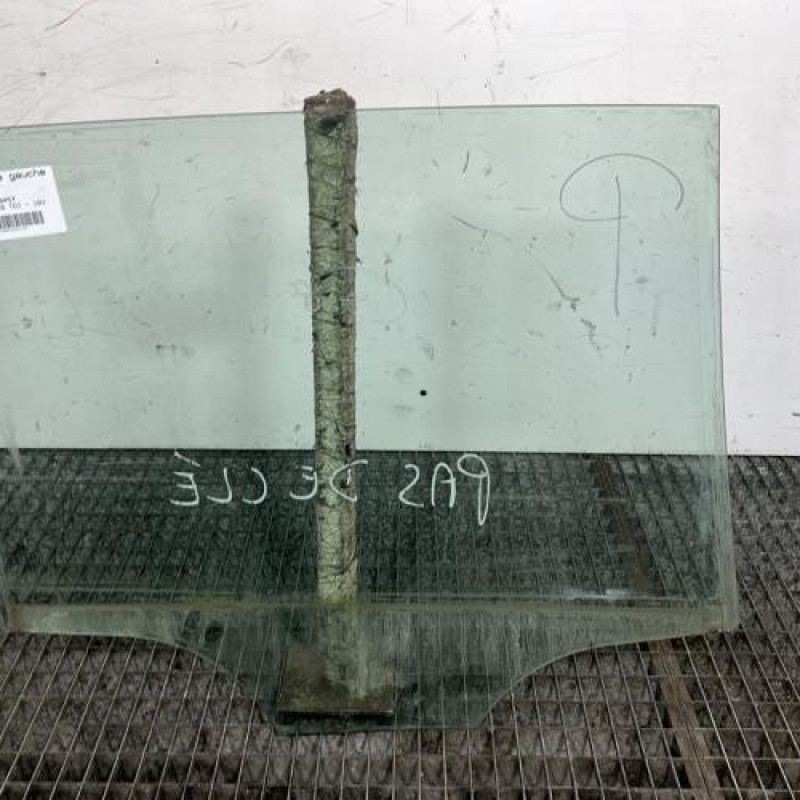 Vitre arriere gauche VOLKSWAGEN GOLF 7 Photo n°4