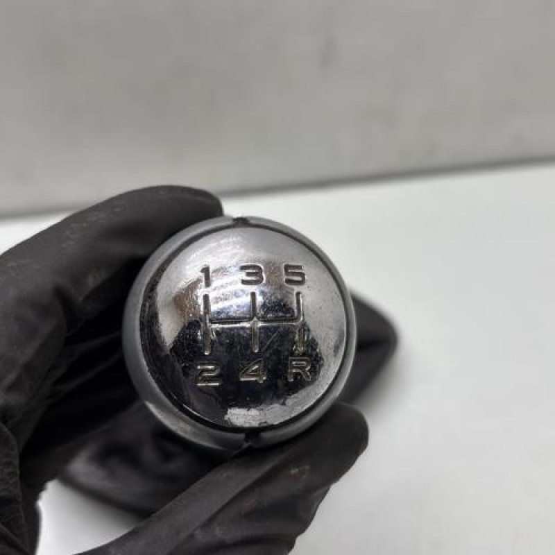 Pommeau de vitesses PEUGEOT 207 Photo n°2