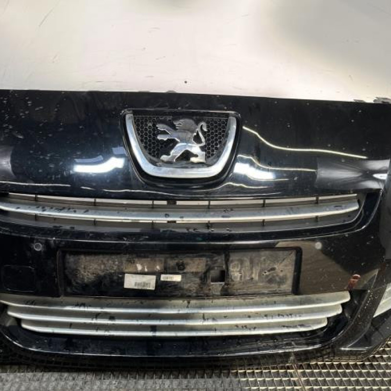Pare choc avant PEUGEOT 5008 1 Photo n°1