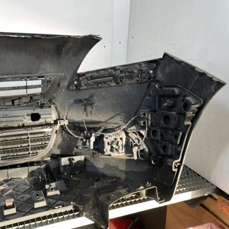 Pare choc avant PEUGEOT 5008 1 Photo n°4