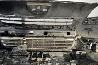 Pare choc avant PEUGEOT 5008 1