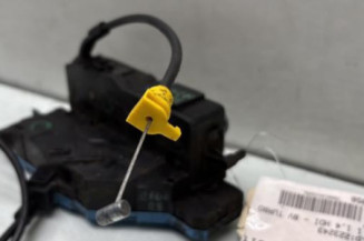 Serrure arriere droit PEUGEOT 207