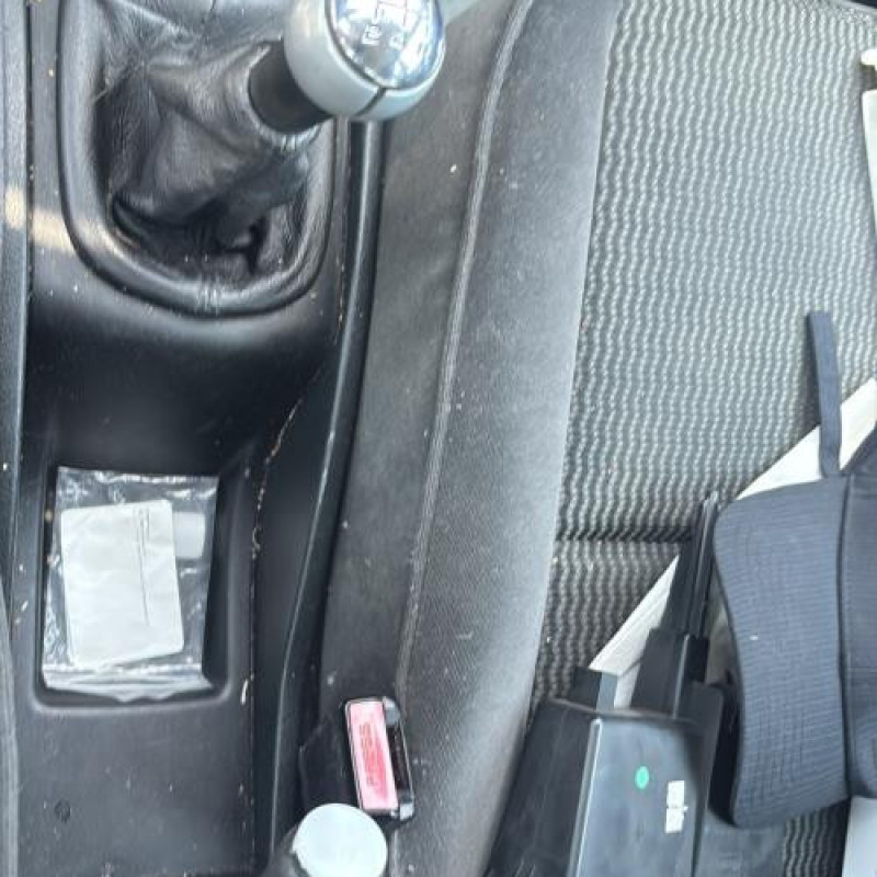 Pommeau de vitesses PEUGEOT 207 Photo n°18