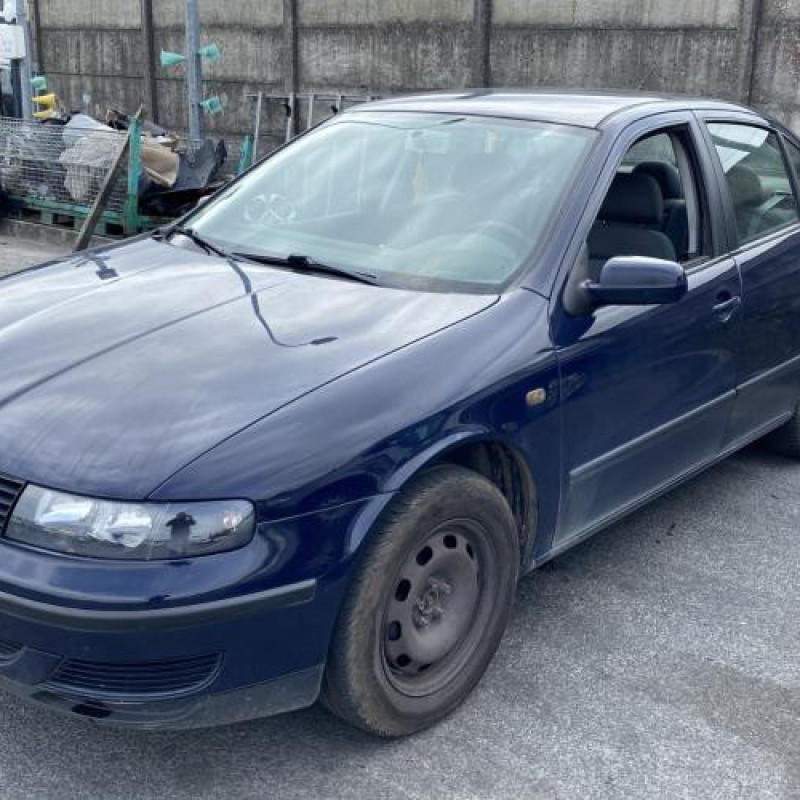 Pare choc avant SEAT TOLEDO 2 Photo n°7