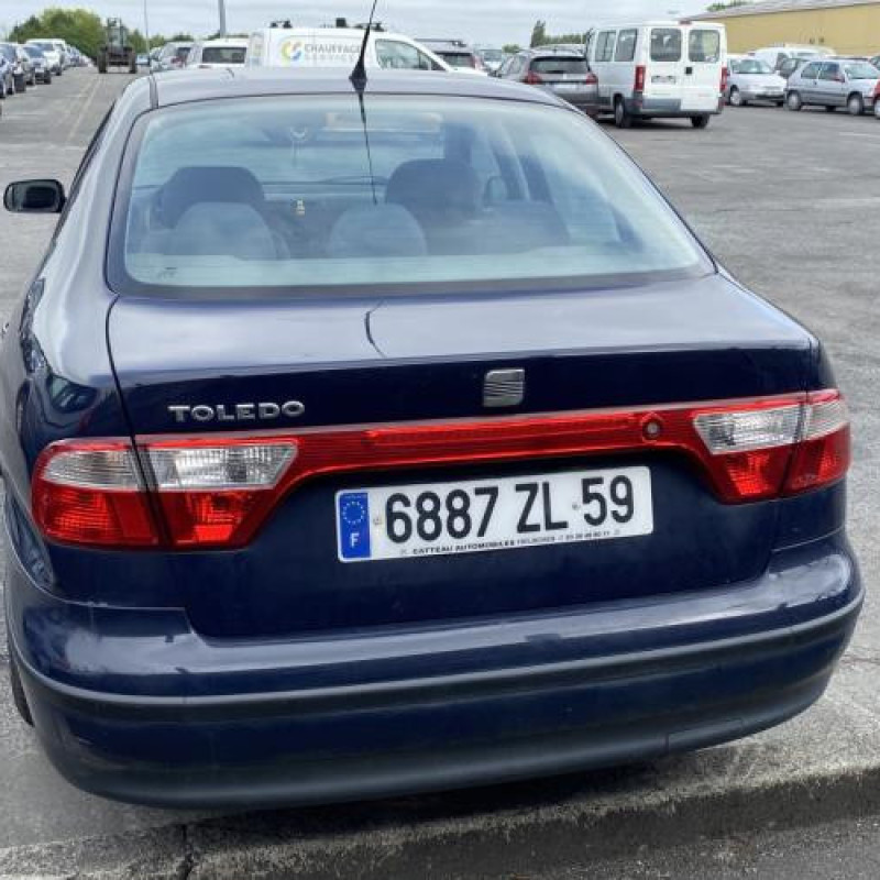 Pare choc avant SEAT TOLEDO 2 Photo n°11