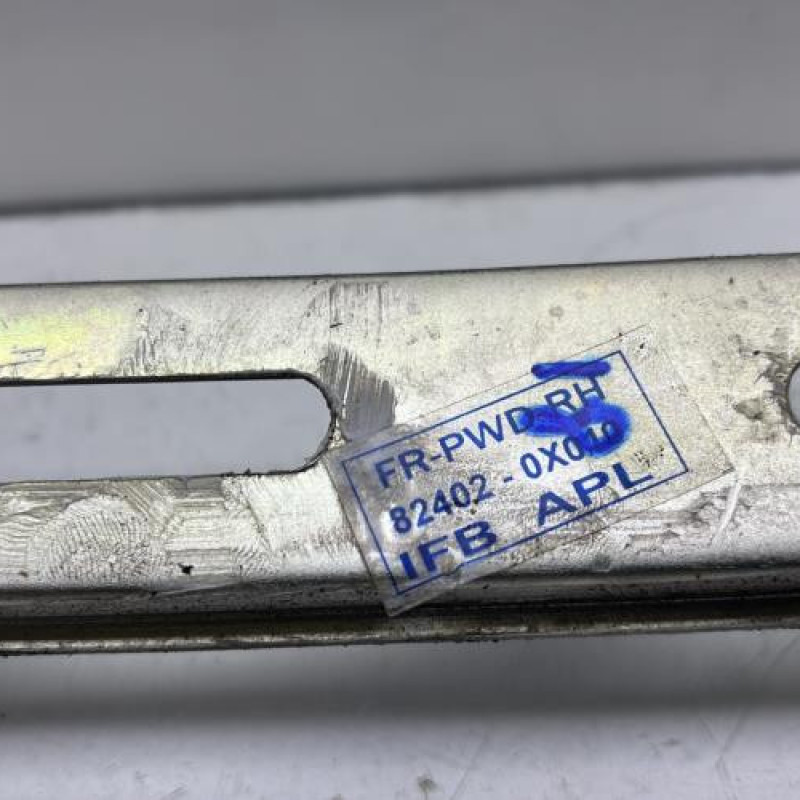 Leve vitre electrique avant droit HYUNDAI I 10 1 Photo n°6