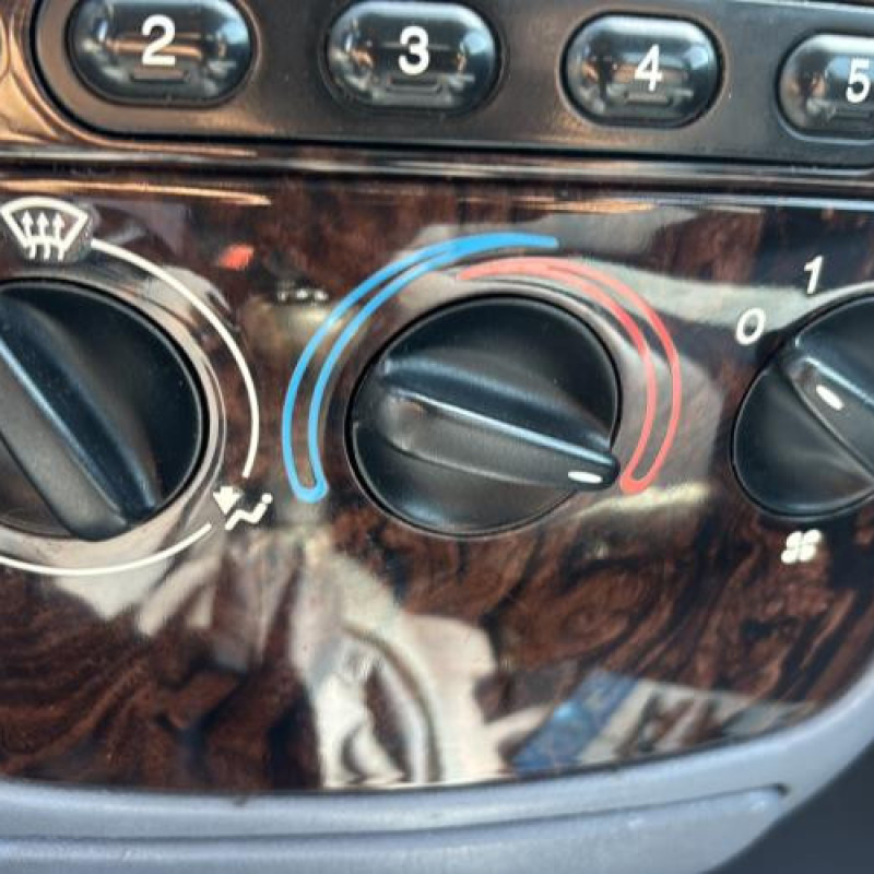 Neiman FORD FIESTA 4 Photo n°20