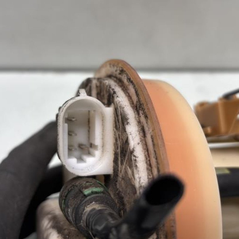 Pompe à carburant RENAULT TWINGO 1 Photo n°3