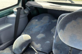 Poignee interieur avant droit RENAULT TWINGO 1