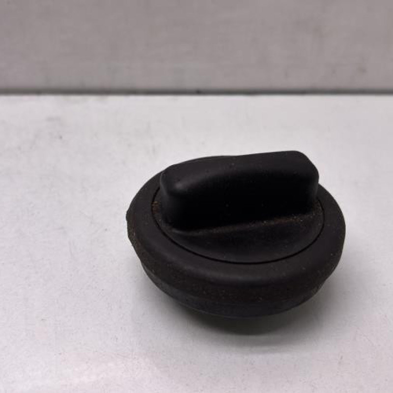 Bouchon de carburant MERCEDES CLASSE A 169 Photo n°1