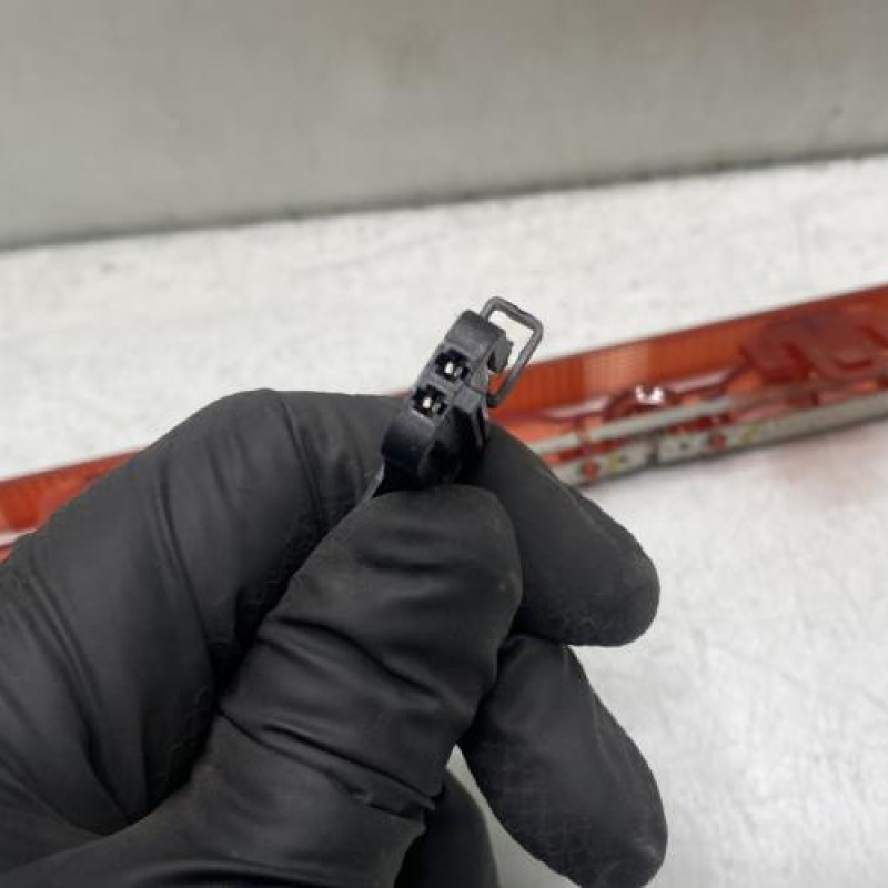 Feu arriere stop central MERCEDES CLASSE A 169 Photo n°3