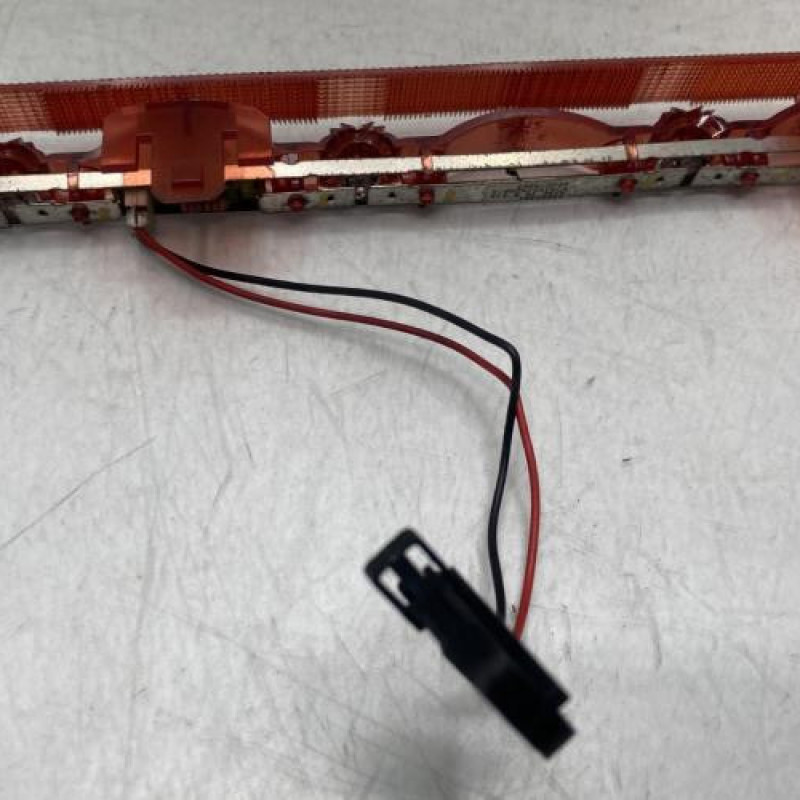 Feu arriere stop central MERCEDES CLASSE A 169 Photo n°4