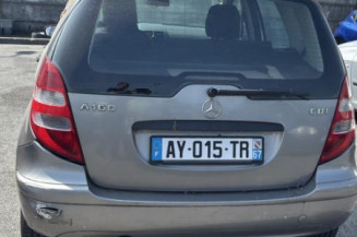 Feu arriere stop central MERCEDES CLASSE A 169