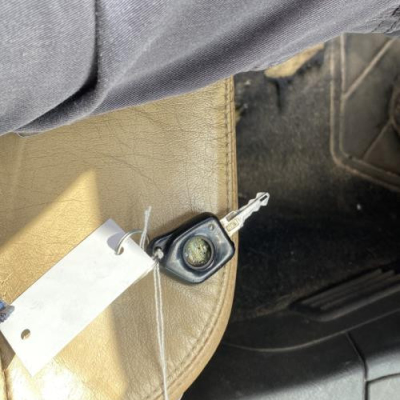 Interrupteur de leve vitre avant droit PEUGEOT 306 Photo n°15