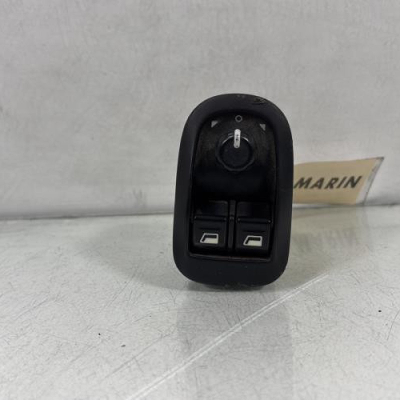 Interrupteur de leve vitre avant gauche PEUGEOT 306 Photo n°1