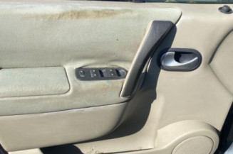 Boitier UPC RENAULT SCENIC 2