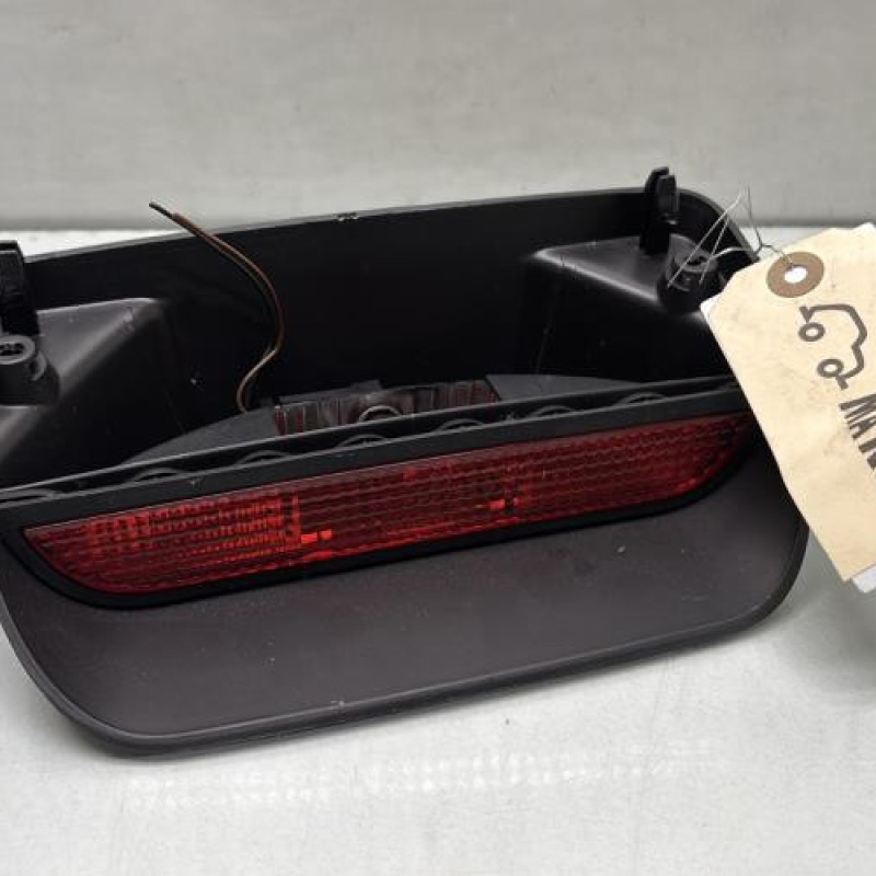 Feu arriere stop central DACIA LOGAN MCV 2 Photo n°1