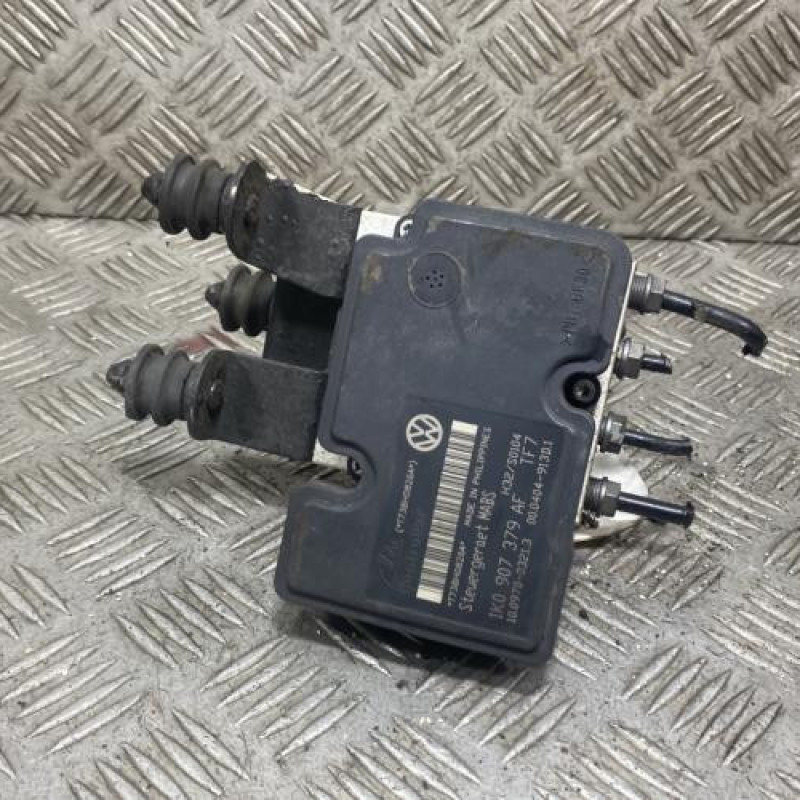 Bloc ABS (freins anti-blocage) VOLKSWAGEN GOLF 5 Photo n°1